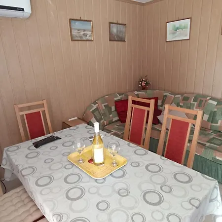 Feriehus Otto Nyaralo *