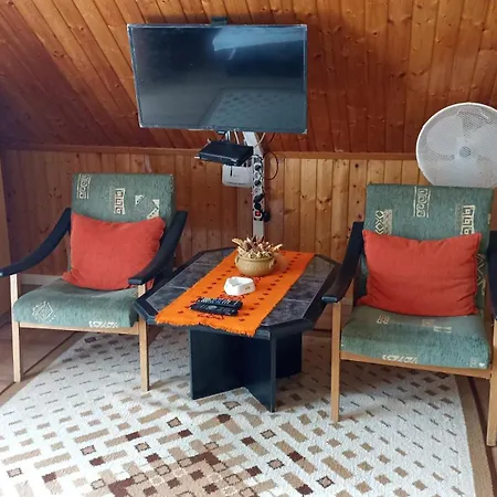 Дом отдыха Otto Nyaralo *